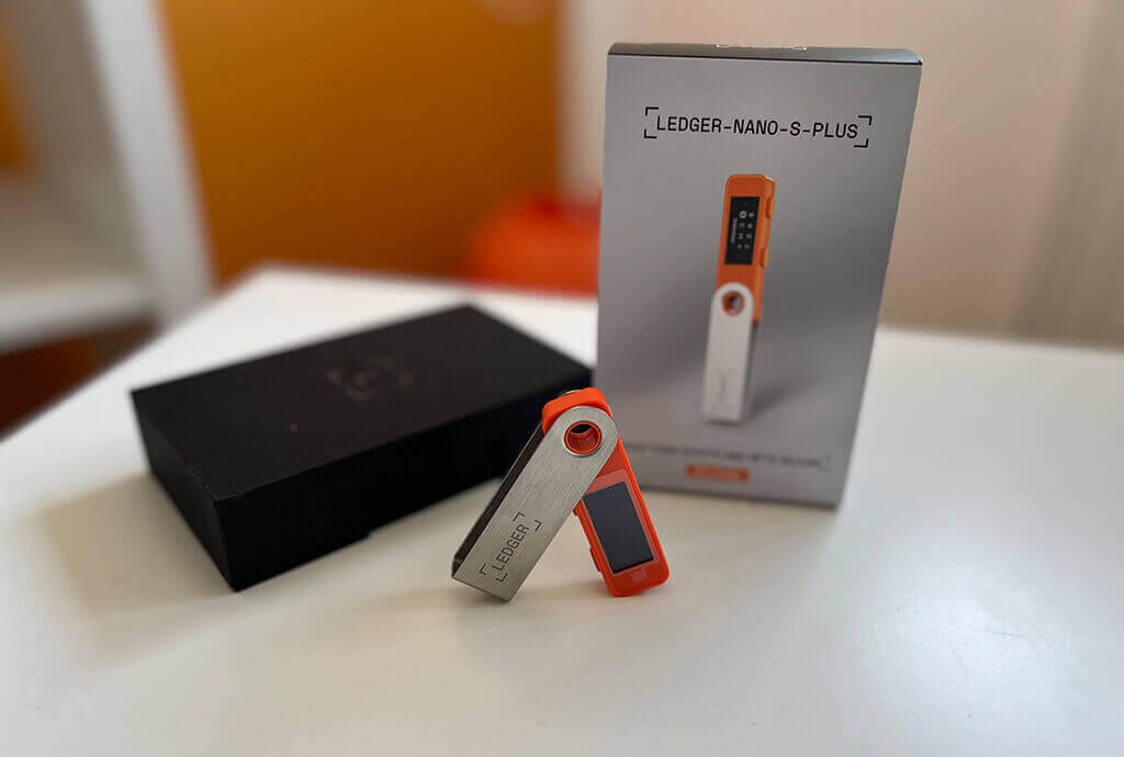 kako-uporabljati-ledger-vodic-za-zacetnike-po-korakih-varno-shranjevanje-kriptovalut-ledger-nano-s-martin-korosec